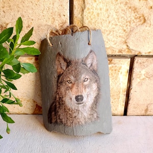 Tile with decoupage "Wolf". Decorated Turkish tile. Decoupage on the tile.