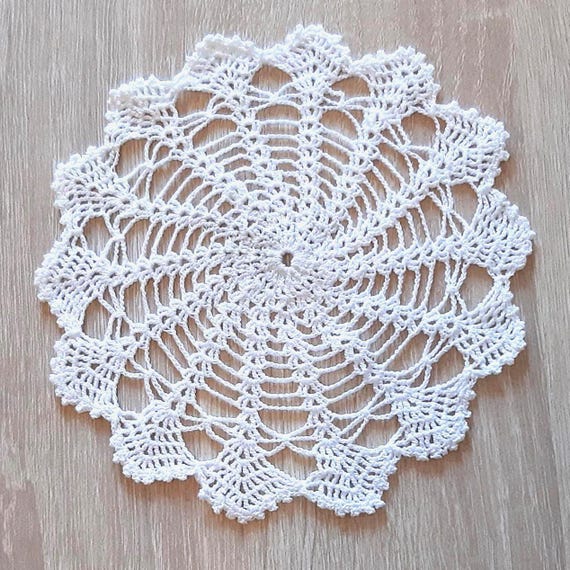 Vintage crocheted decorative napkin, ecru cotton napkins, table mat, hand knitting, home decor.