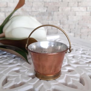 Mini copper bucket, decorative copper vessel, rustic copper decor, vintage miniature bucket.