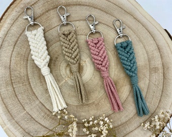 Macramé Keychain