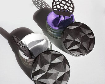 2 Pack - Geometric Lensbix contact lens case. The perfect contact lens box for innovative use in a futuristic look.
