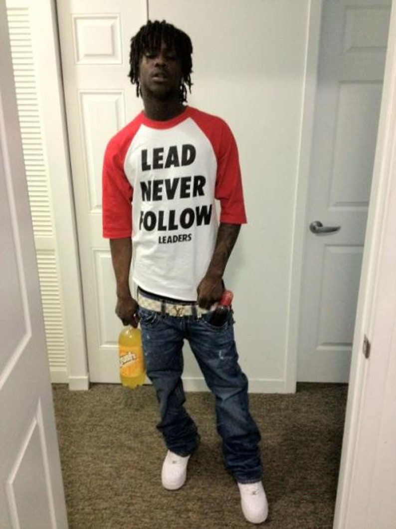 CHIEF KEEF, Lead Never Follow Leaders, Camicia, 300, Sosa, O-Block, Glo Gang, Glory Boyz, Grafica immagine 2