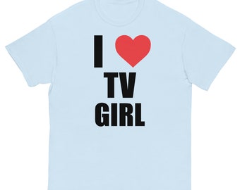 I Heart TV Girl, adoro la maglietta grafica di TV Girl, il merchandising di TV Girl, la maglietta dei fan, ottimo regalo per i concerti!