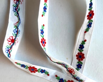 Vintage Woven Folk art ribbon/ Folk Art flower ribbon/16mm wide floral ribbon