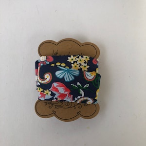 Cinta al bies con estampado floral hecha a mano de 2,5 cm