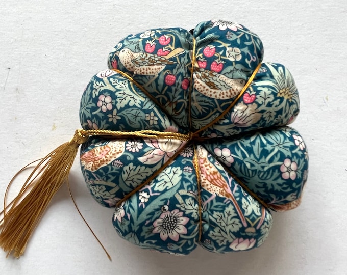 William Morris Fabric Pin Cushion: Strawberry Thief Design