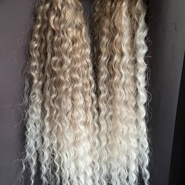 Ash blonde wavy dread extensions | Synthetic dreadlock extensions | DE dreadlocks braid in extensions