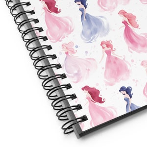 Cuaderno espiral de princesas encantadoras: diario infantil perfecto para aventuras creativas
