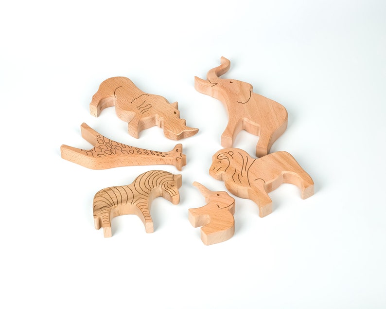 wooden handmade 6 piece safari animal toy set