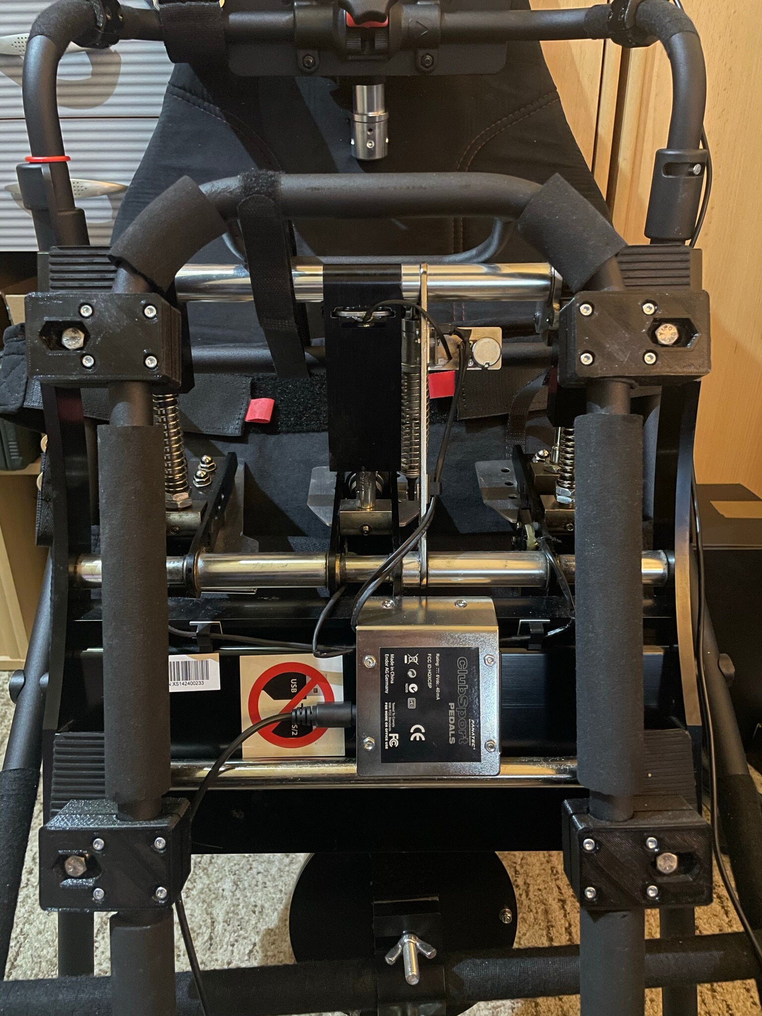 Playseat Challenge Mod - Fanatec Pedal Mounts Clubsport / CSL