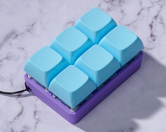6 Key Strudel Pop - Mechanical Keyboard Fidget Toaster Pastry Keychain