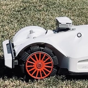 Mammotion Luba and Luba Mini- Wheel Covers