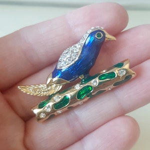 Vintage Enamelled Bird Brooch