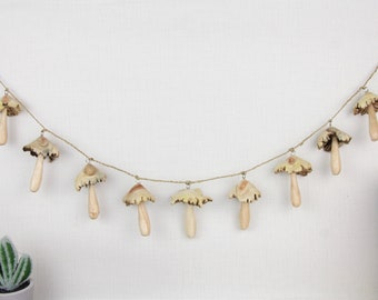 Decorazione murale con ghirlanda di funghi in legno, arte murale con funghi, ghirlanda di funghi per decorazioni murali da interni, regalo fatto a mano, decorazioni di San Valentino