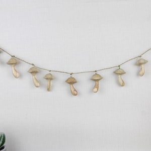 Wooden Mushroom Garland Wall Decorations, Mushroom Wall Art, Garland Mushroom For Wall Art Indoor Decoration, Valentine Gift For Her, Him
