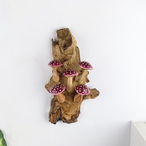 Purple Mushroom Wall Hanging, Wooden Mushroom Deco, Hand-Painted Wall Art, Nature-inspired Home Deco, Wall Deco, Valentine Day Gift and Deco