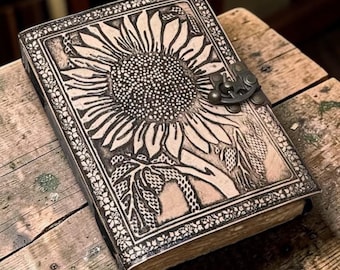 Cuaderno de piel con estampado de girasoles en relieve / Diario rústico vintage, tamaño A5