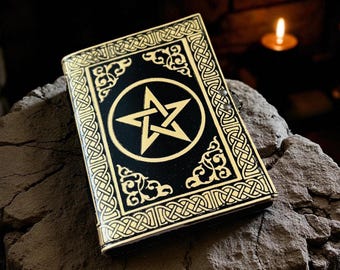 Diario de cuero con pentáculo: Libro de las Sombras de la Wicca Celta en relieve
