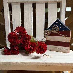 Patriotic/Mini House/Freedom/Tier Tray Decor/Red, White & Blue/Independence Day/4th of July/Farmhouse/Small Wooden Patriotic Decor