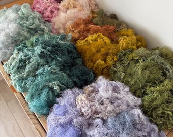 BOLSAS SORPRESA DE SEDA // ¡6 nuevos colores! // Fibra de seda teñida a mano 10 g - Hilos de seda reciclados - Manualidades para hilar, fieltrar y tejer