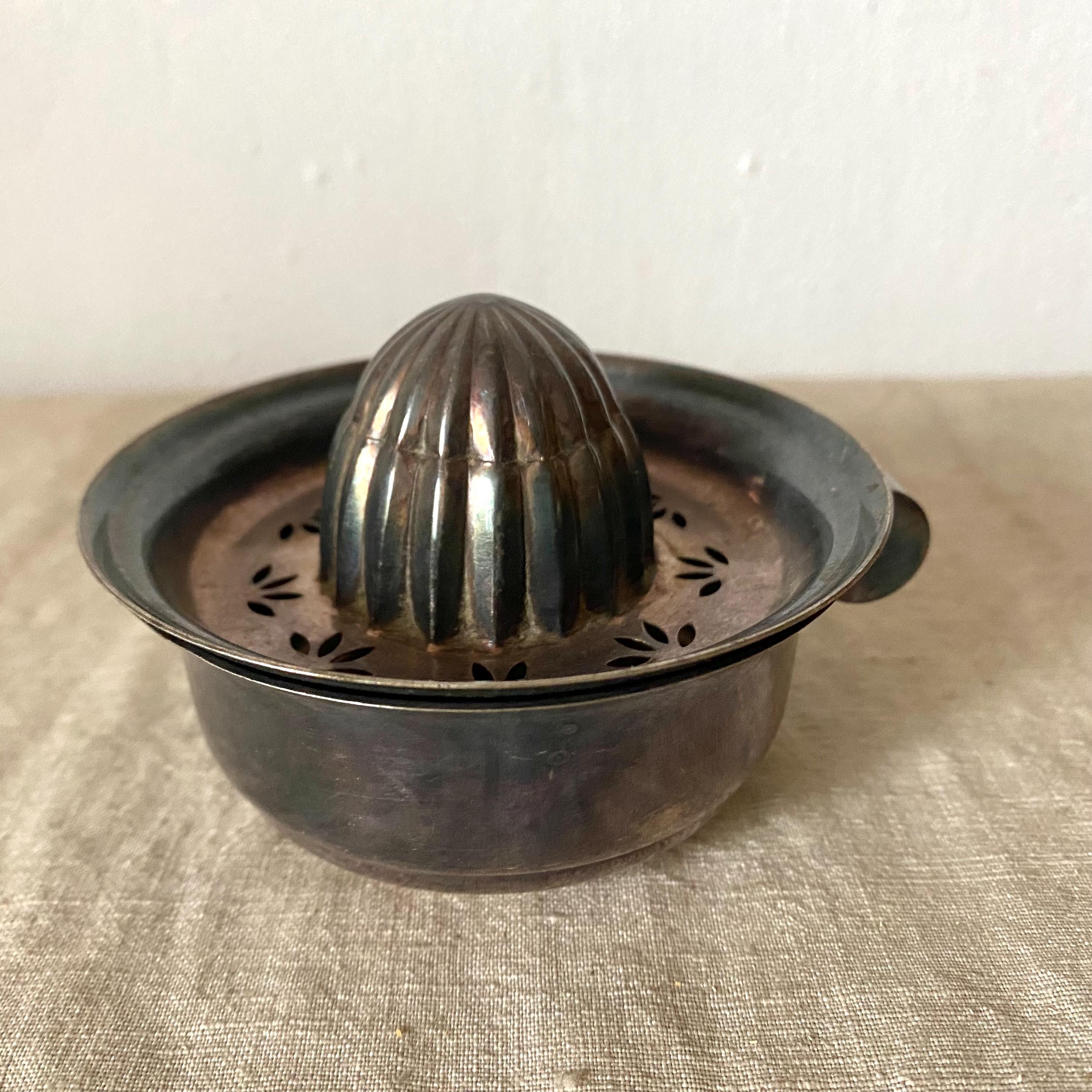 Metal Vintage Citrus Press Vintage Hand Press Juicer – The Home