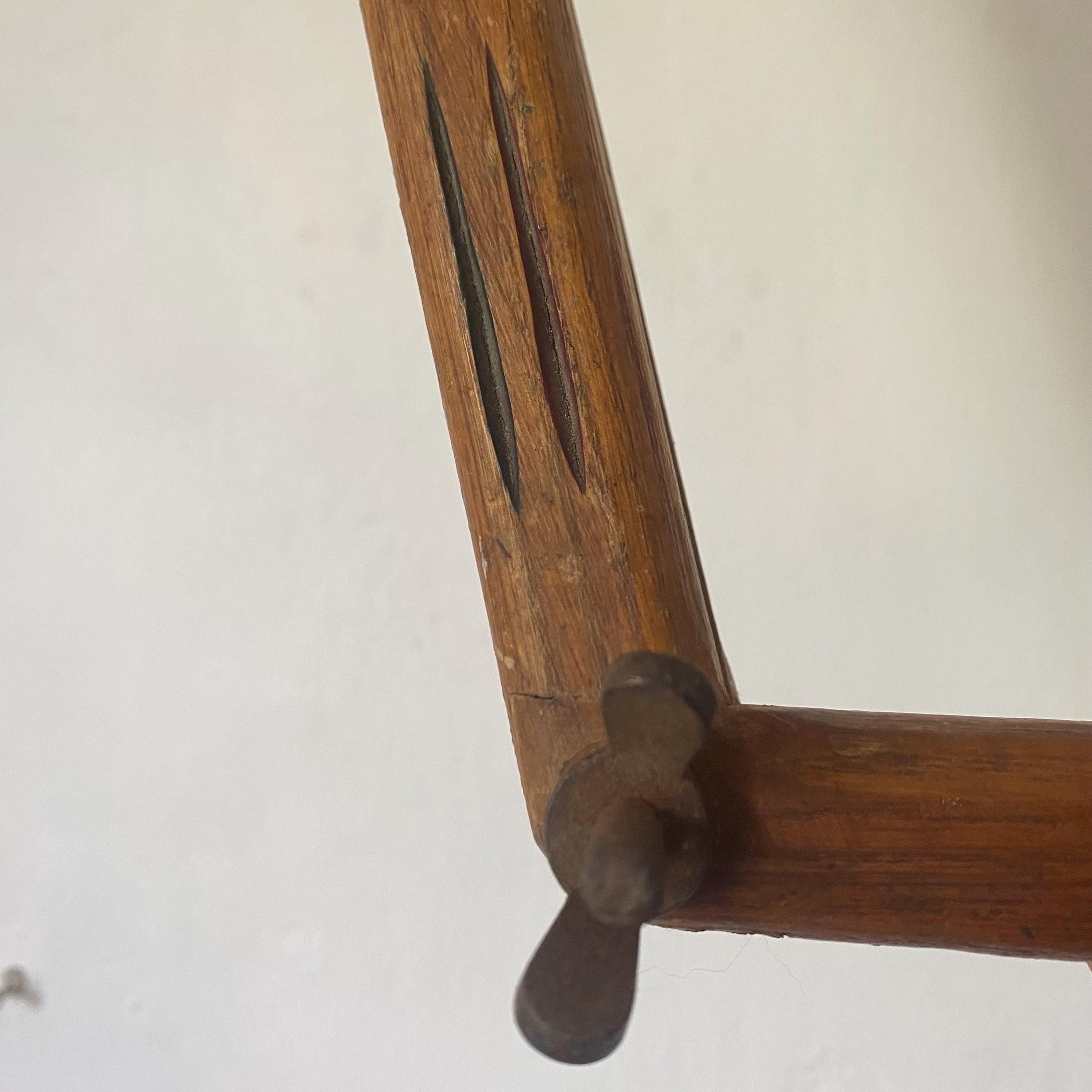 ancienne raquette de tennis DAVIS CUP état correct presse en bois