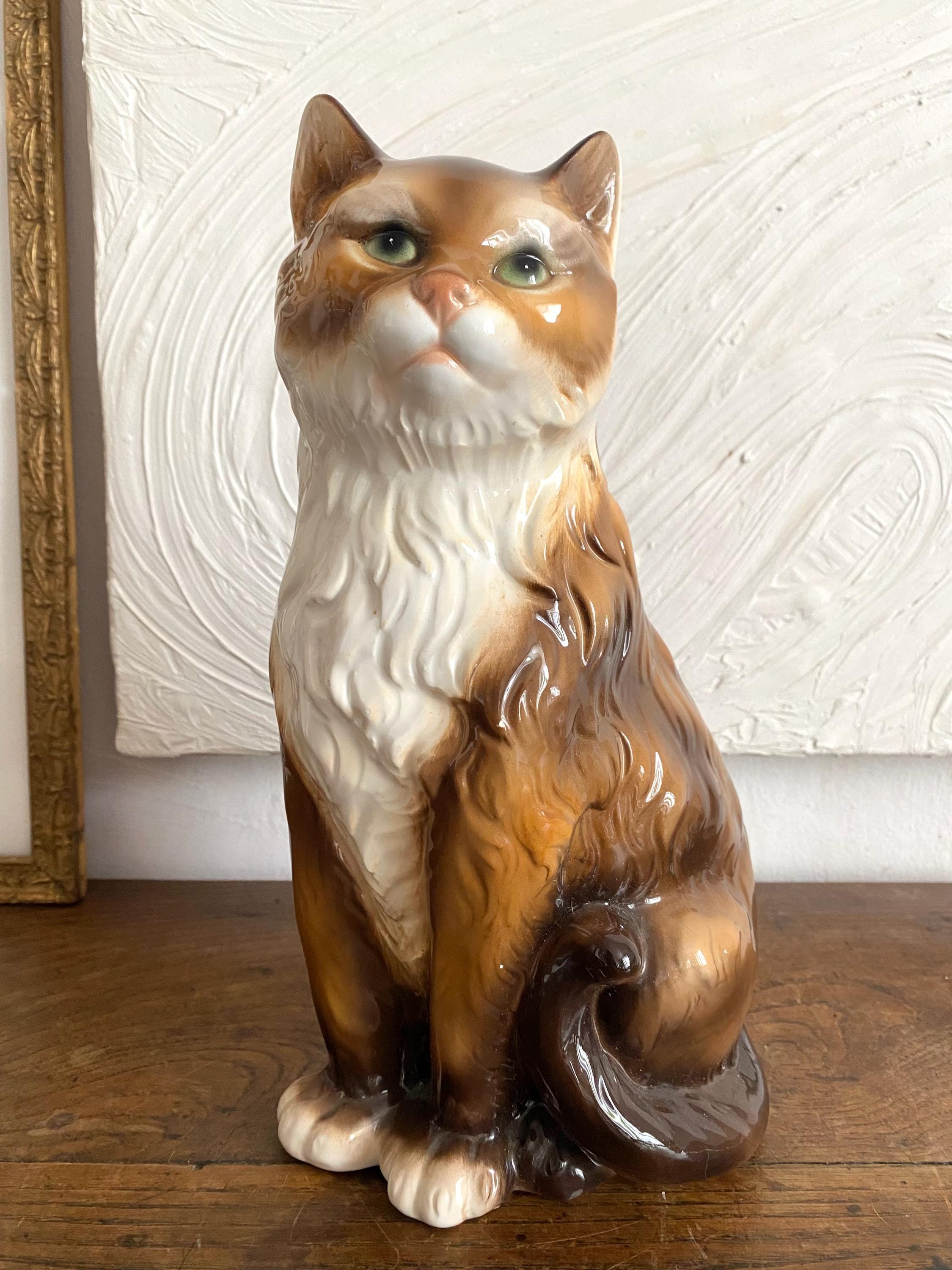 Petite Figurine Vintage De Chat Persan En Céramique Brun Grisâtre Peinte à La Main, Marquée