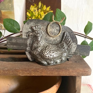 Antique hen chocolate mold, Antique hen chocolate mold