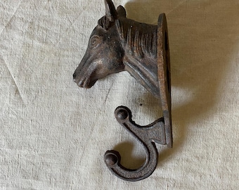 Cast iron horse head wall hook