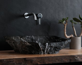 Lavabo artisanal en marbre (marbre noir)