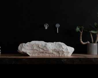 Stone sink (Caliza Capri)