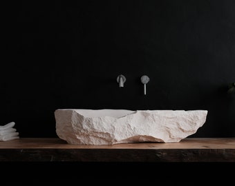 Carved stone sink (Caliza capri)