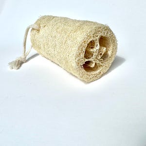 Natural Loofah Sponge: Eco-Friendly Exfoliating Scrubber