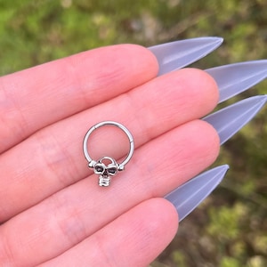 Skull Septum Clicker: Stainless Steel Hinged Nose Ring, Gothic Punk 16G/10mm