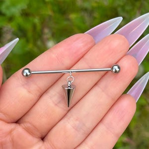 Goth Industrial Piercing, Cartilage Piercing with dangling spike pendant, Ear Barbell Bar, Body Jewellery, Stainless Steel, 38mm 14G (1.6mm)