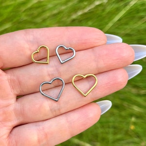 Daith Herz Piercing, Titan Helix Ringe Klappbrisur, Knorpel Tragus Nase Hoop Piercing, Silber/Gold Herz Hoop Körperschmuck, 16G/1.2 mm