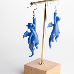 ドラゴンイヤリング、ファンタジーダングルジュエリー、ゴシックフェアリーコアアクセサリー I ブルー