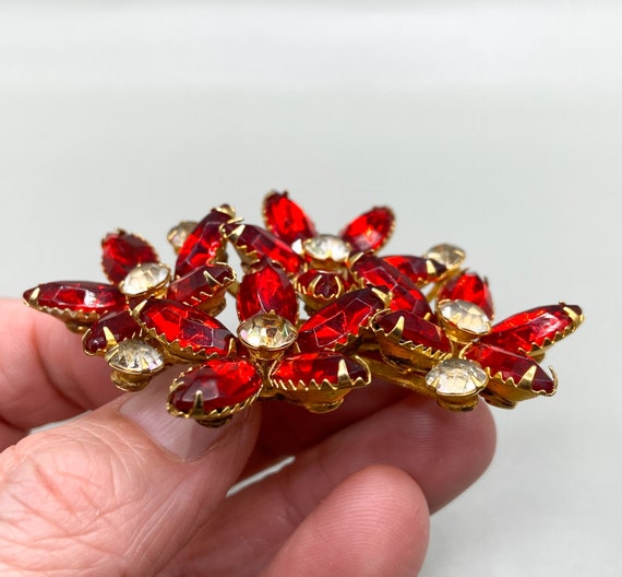 Vintage Judy Lee Bright Red Rhinestones Flower Br… - image 5