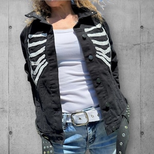 CLEARANCE PRICE! Misfits Kitty Studded Black Denim Jacket w Moto Belt (women’s size medium)
