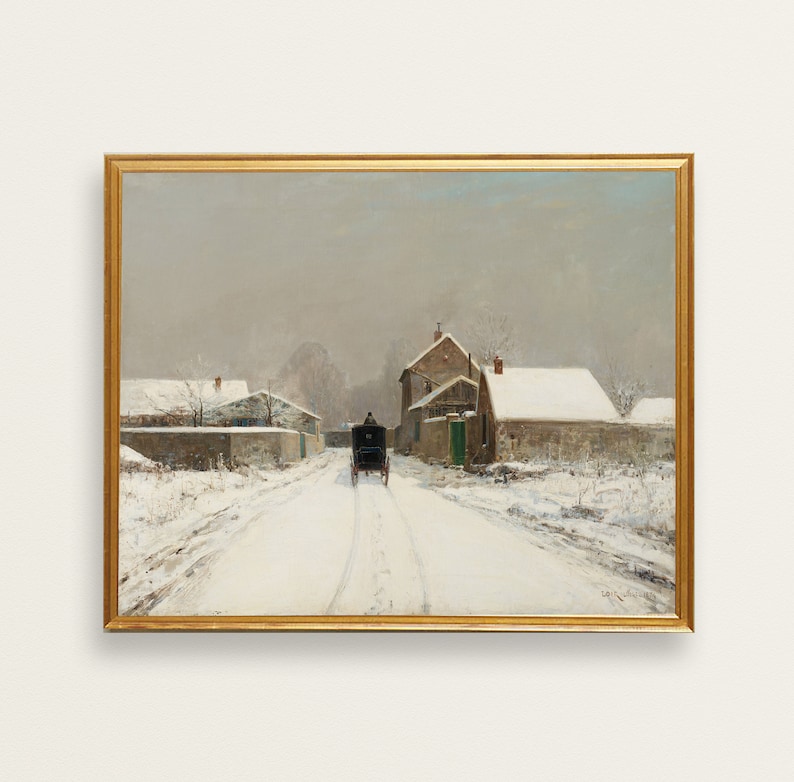 Peut inclure: Peinture encadr&eacute;e d'un paysage hivernal. Une route enneig&eacute;e m&egrave;ne &agrave; un village, avec une cal&egrave;che. Des b&acirc;timents aux toits enneig&eacute;s bordent la route. L'&oelig;uvre est dans un cadre dor&eacute;.