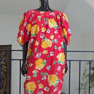 Vintage Yves Saint Laurent rotes Ballonkleid aus Baumwolle mit Blumenmuster