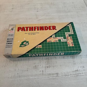 Rare, vintage 1954 Milton Bradley Pathfinder