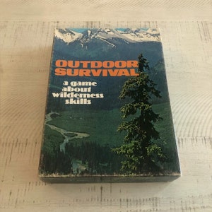 Vintage 1972 Avalon Hill Outdoor Survival Bookshelf Edition (unpunched)