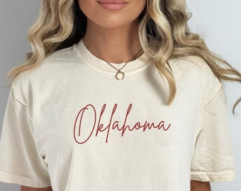 Oklahoma Comfort Colors® T-Shirt, Oklahoma Tailgate Tee, Pink Oklahohoma Shirt, College Student Gift, Oklahoma Spirit Shirt, Gameday Apparel