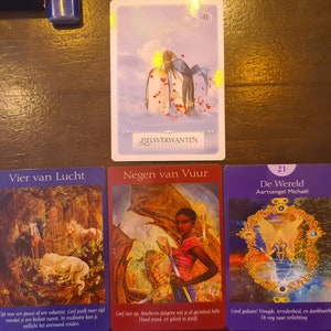 Tarot/Oráculo Leyendo Amor
