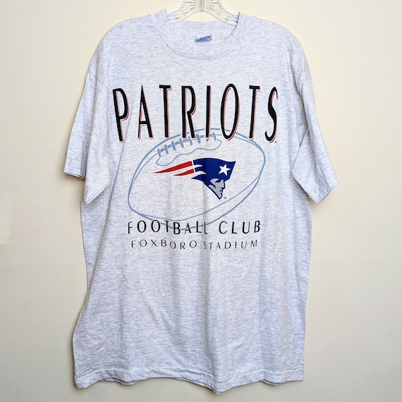 VTG 90s New England Patriots NFL Football T-Shirt… - image 1