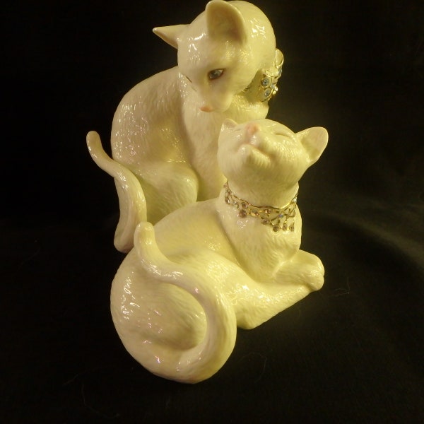 Lenox porcelain cat "Dream Of Me" set of 2, both 2 1/2" tall