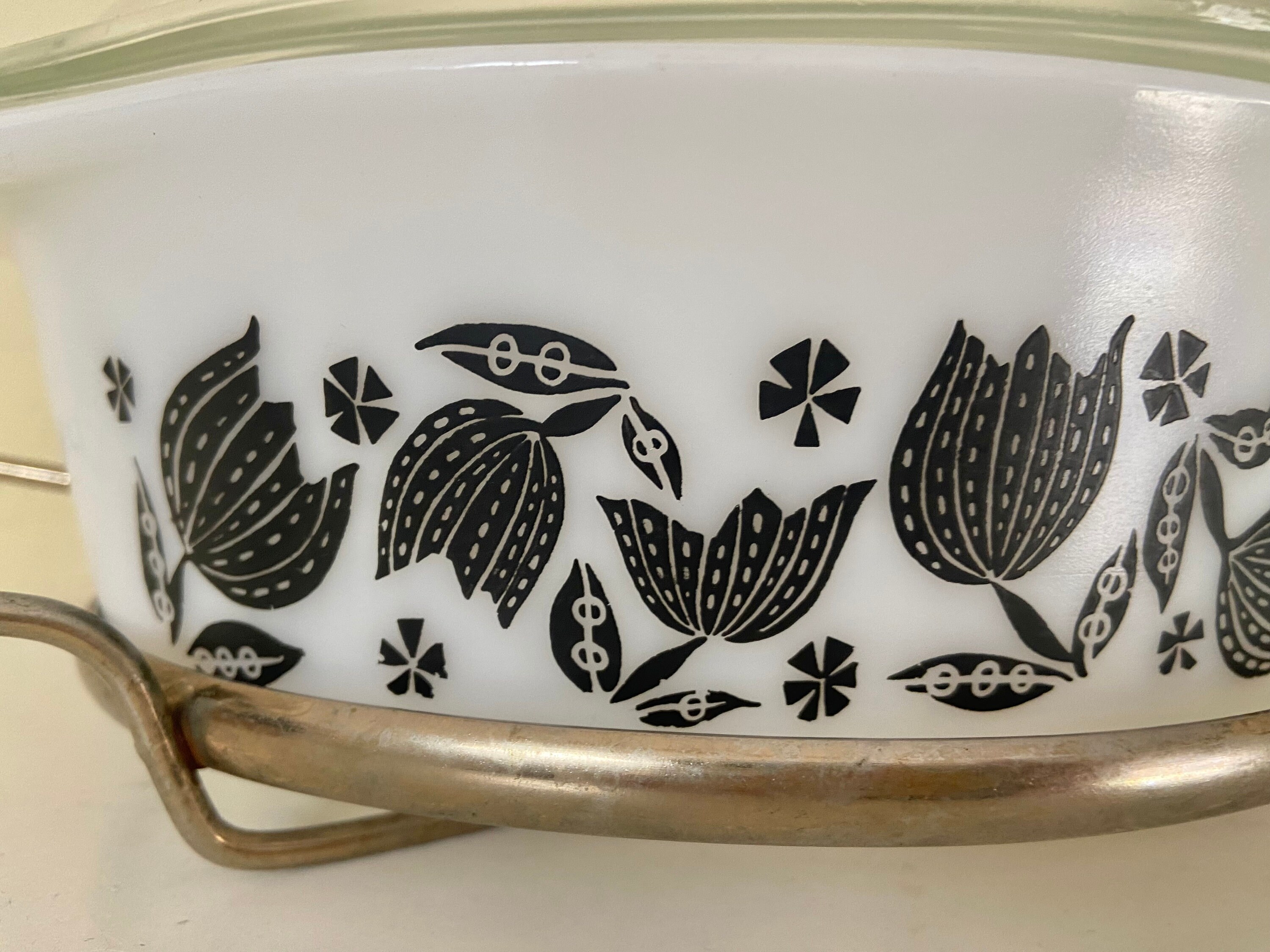  15 羊型ブランデー 陶器製未開封 Pyrex Black Tulip Casserole Dish With Caddy and Lid - Etsy
