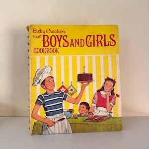 Vintage Betty Crocker’s New Boys and Girls Cookbook, spiral bound 1965 edition.