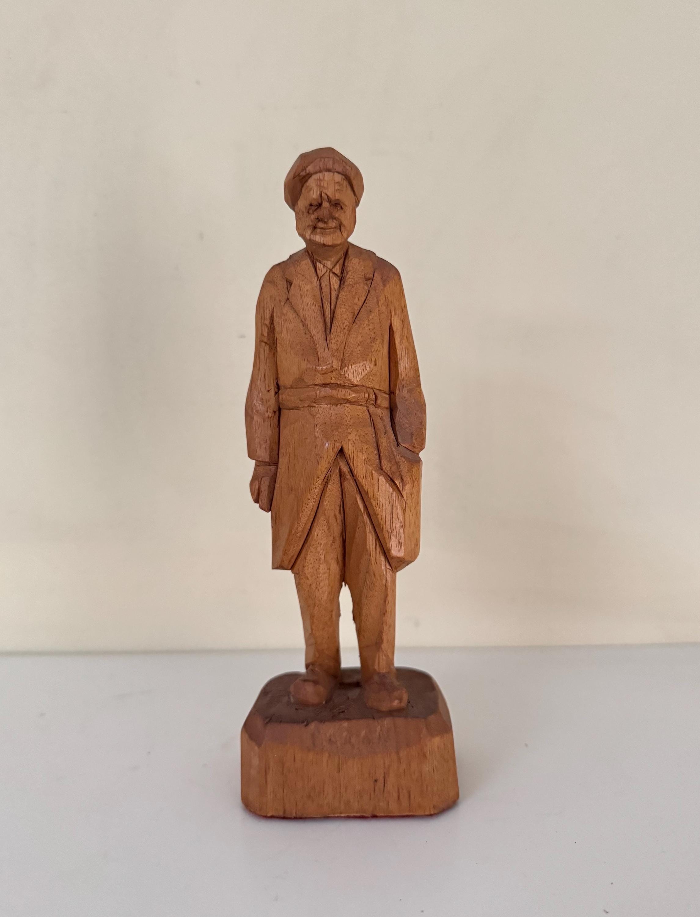 木彫人形（４体）　caron（キャロン）　カナダ製 Caron Wood Carving - Etsy